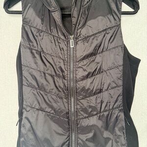Smartwool Women's Black Quilted Vest